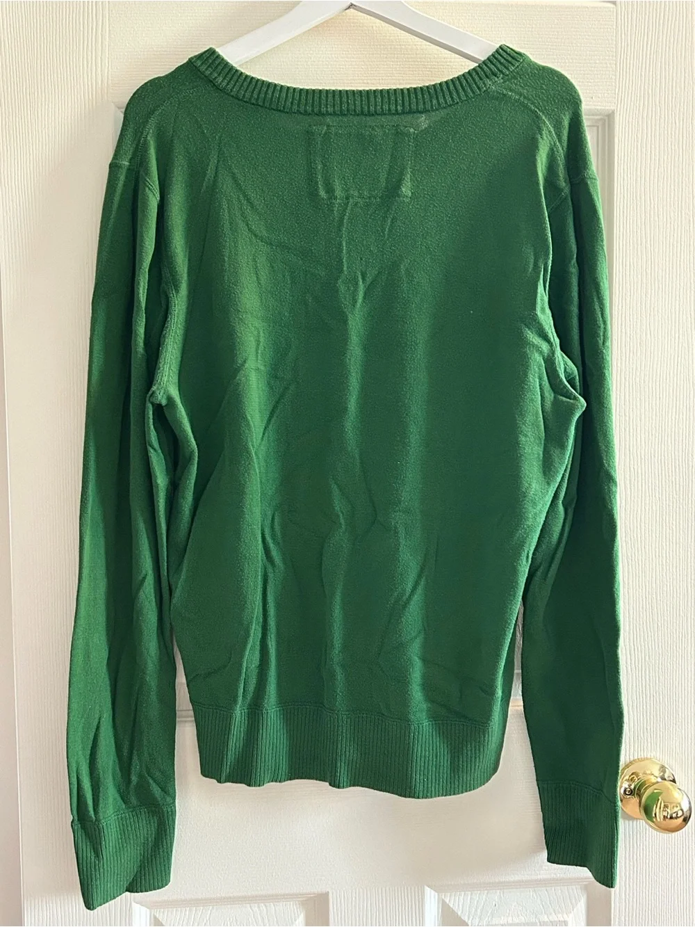 american eagle green v-neck sweater - Picture 2 of 2